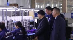 市委常委、副市长潘开名一行深入色多多污污下载轴承调研 助推制造业高质量发展