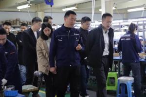 保利汇鑫、钢研极光、金航钛业领导莅临色多多污污下载轴承考察交流